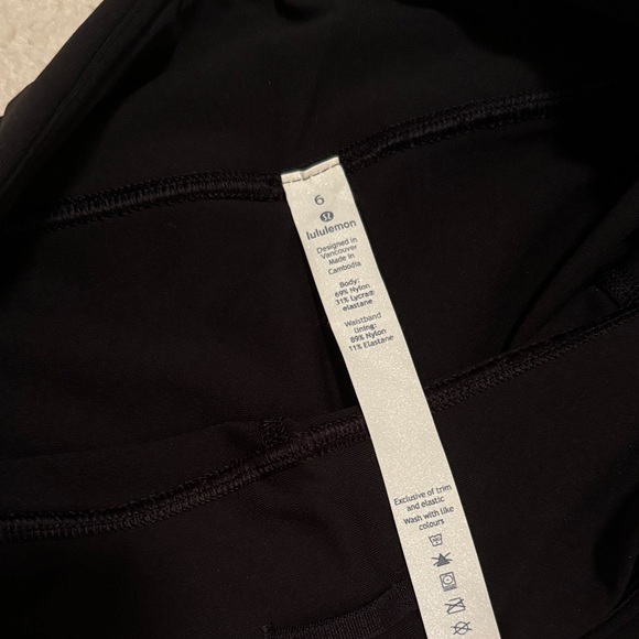 Lululemon Athletica Black Leggings Full-Length Slim Fit - Picture 4 of 4